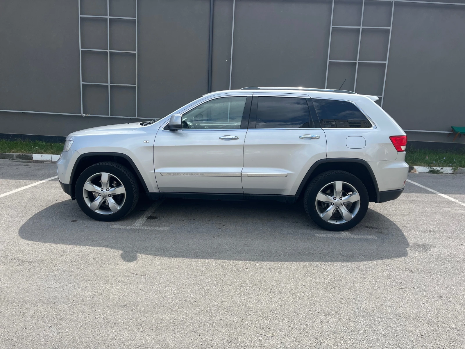 Jeep Grand cherokee Overland  METAN - изображение 7