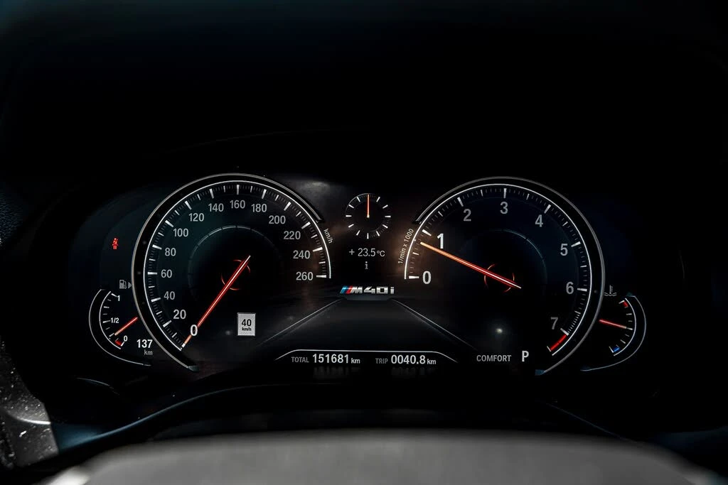 BMW X4 M40 - изображение 8