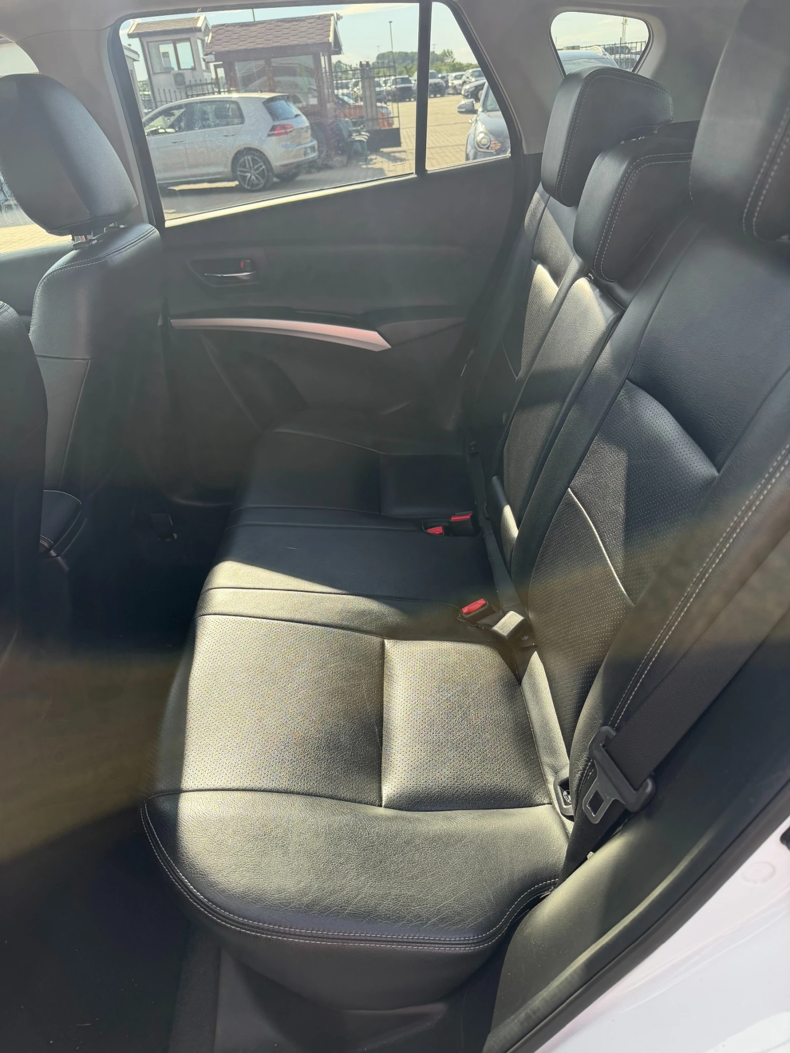 Suzuki SX4 S-Cross 1.6DDiS PANORAMA/KOJA/NAVI EURO 5, снимка 10 - Автомобили и джипове - 55224068