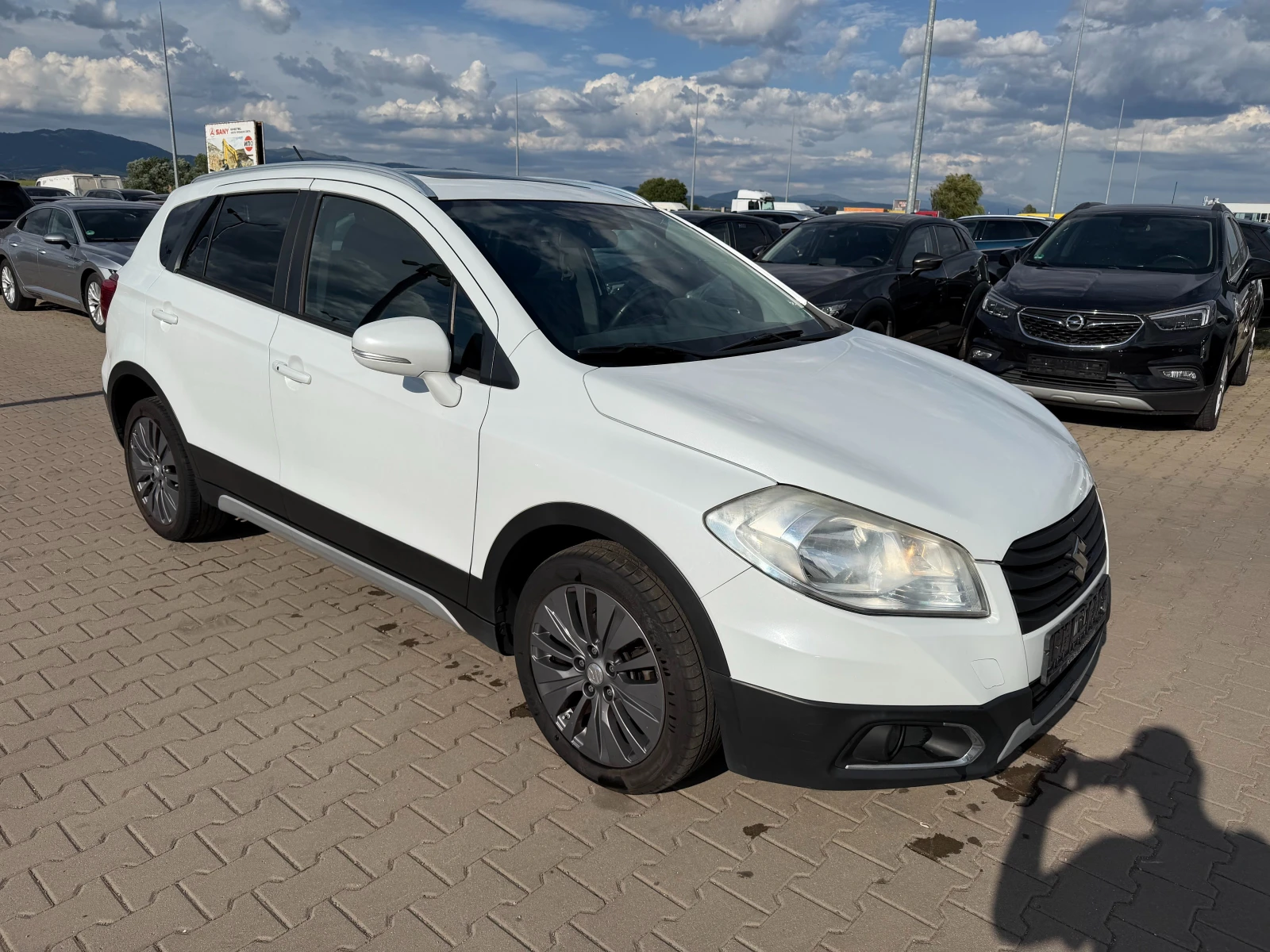 Suzuki SX4 S-Cross 1.6DDiS PANORAMA/KOJA/NAVI EURO 5, снимка 4 - Автомобили и джипове - 55224068