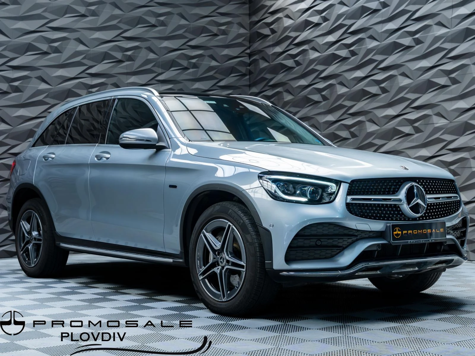 Mercedes-Benz GLC 300 300E* 4MATIC* PANO* CAM* ПОДГРЕВ* 