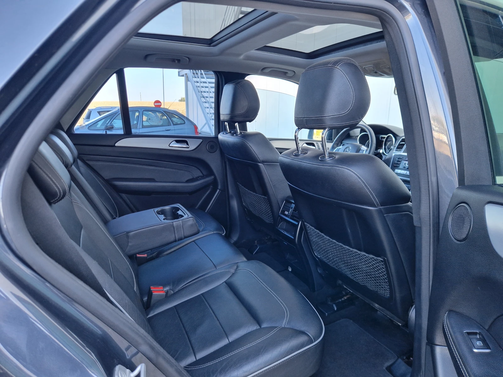 Mercedes-Benz ML 350 AMG Панорама Подгрев, снимка 9 - Автомобили и джипове - 55746941