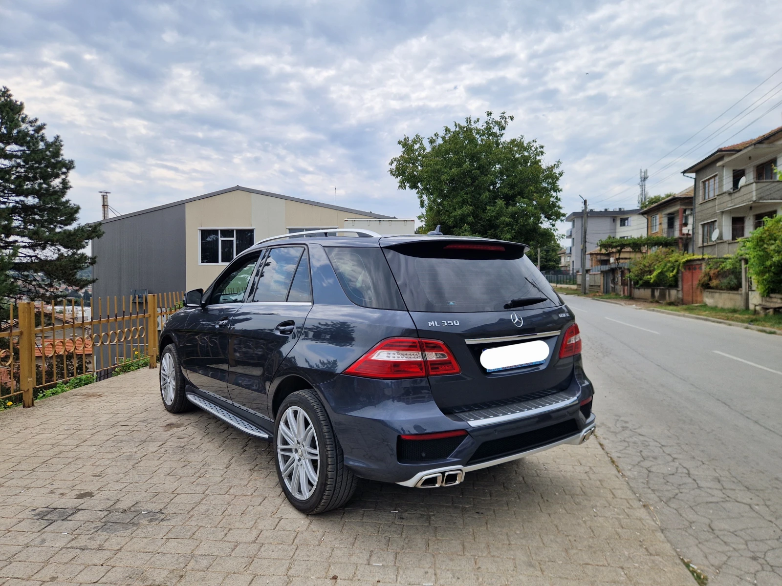 Mercedes-Benz ML 350 AMG Панорама Подгрев, снимка 4 - Автомобили и джипове - 55746941
