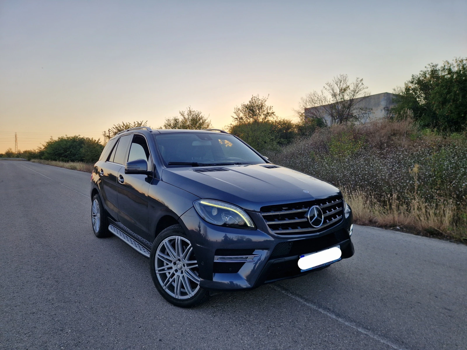 Mercedes-Benz ML 350 AMG Панорама Подгрев, снимка 3 - Автомобили и джипове - 55746941