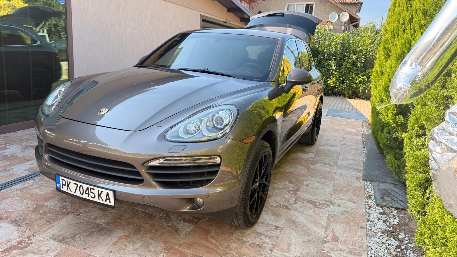 Porsche Cayenne, снимка 3 - Автомобили и джипове - 55969628