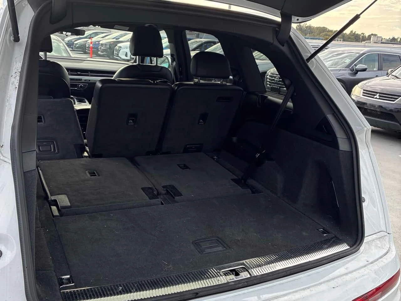 Audi Q7 * Technik * CARFAX * ���� �� �� | Mobile.bg � ����������� 11