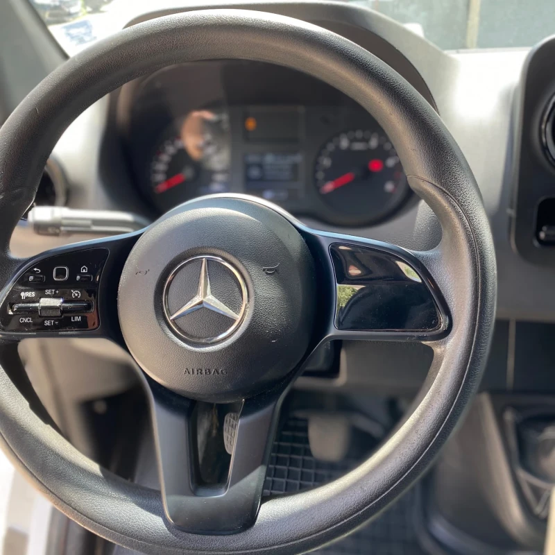 Mercedes-Benz Sprinter 316 KEYLESS СПАЛНА КАБИНА 6 скорости , снимка 11 - Бусове и автобуси - 52655995
