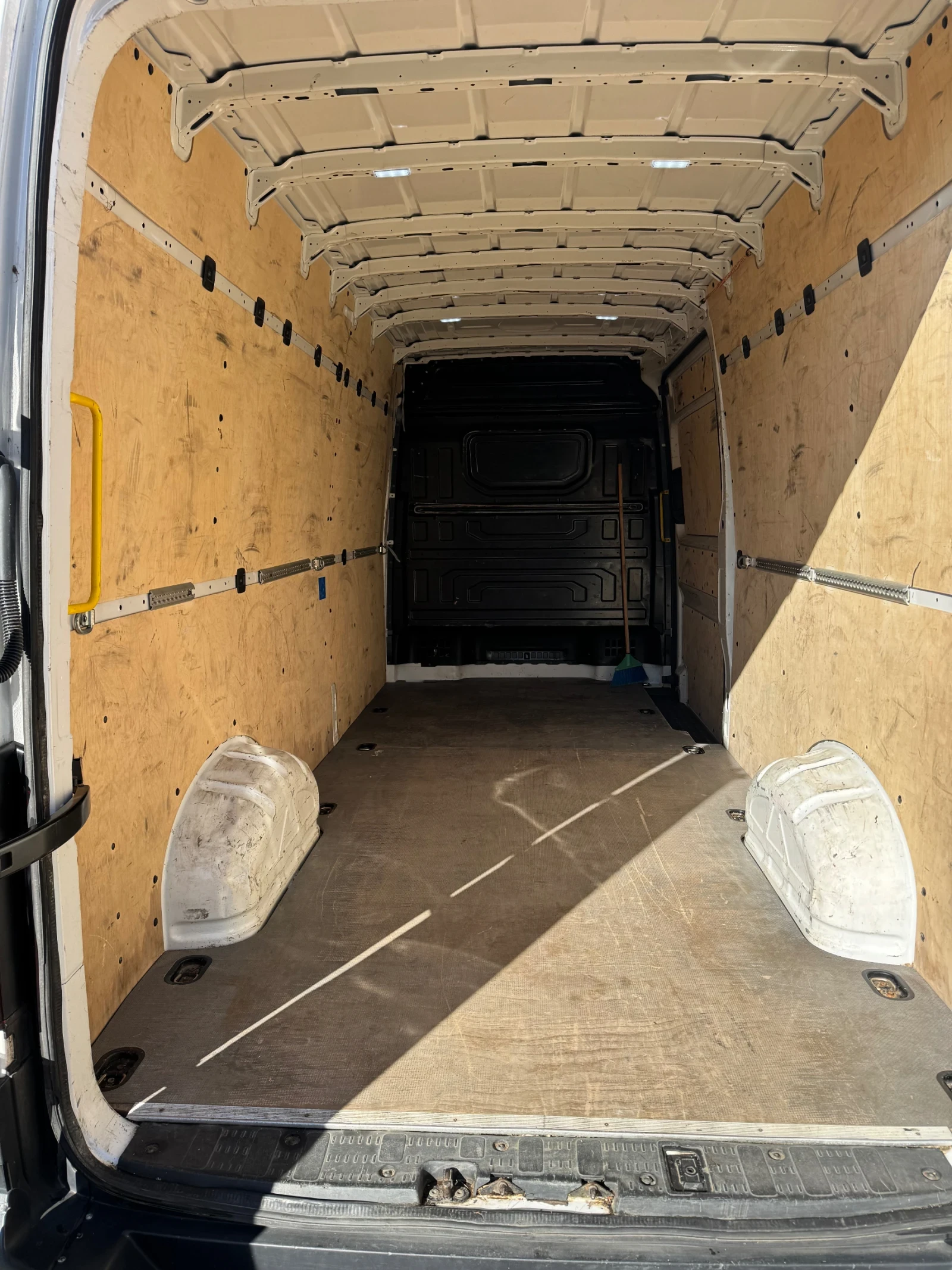 Man TGE TGE 3.140 - изображение 7