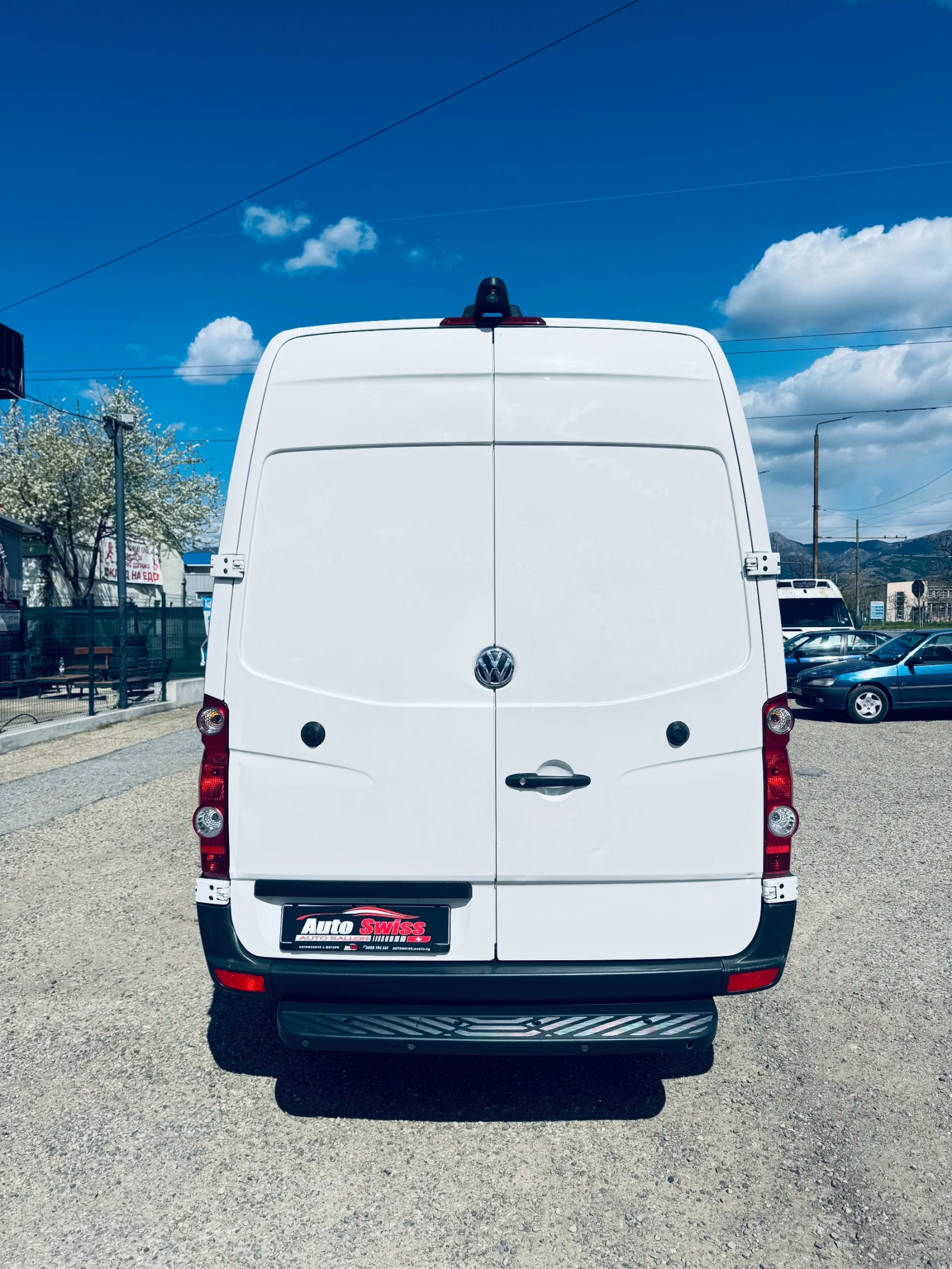 VW Crafter ДЪЛГА БАЗА ХЛАДИЛЕН Внос Швейцария ТОП СЪСТОЯНИЕ, снимка 5 - Бусове и автобуси - 54139670