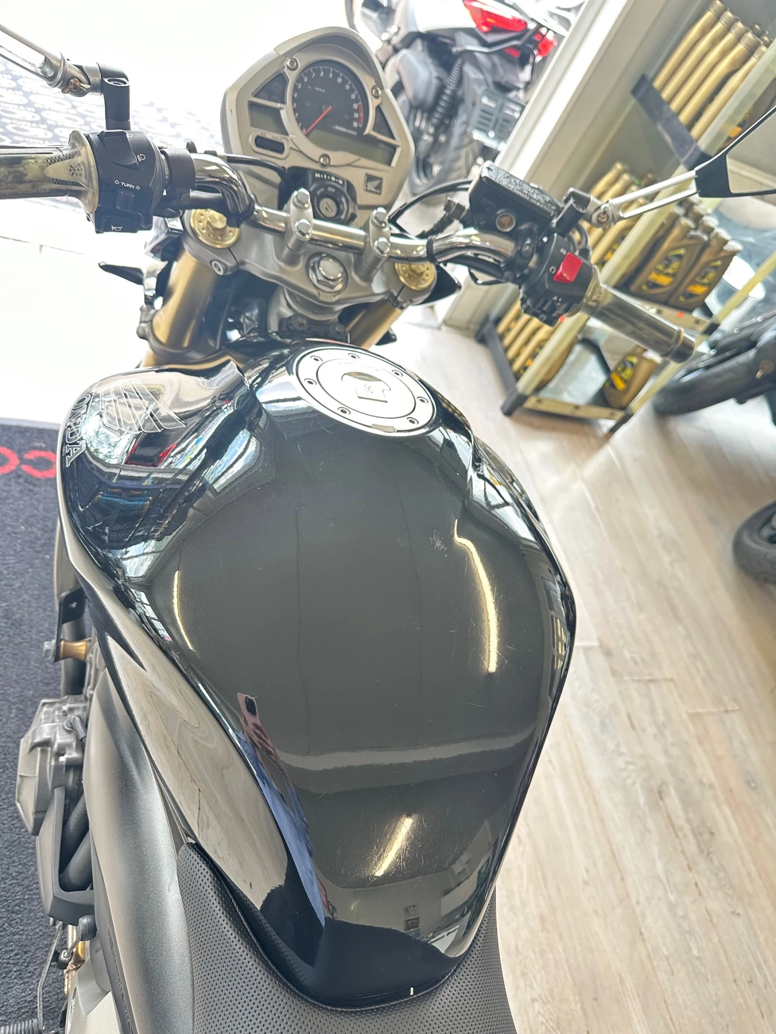 Honda Hornet 600i 04.2007г., снимка 3 - Мотоциклети и мототехника - 54619549