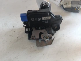 ����� �� �������� �� ����� (������ ����) 4E1837015 Audi A8