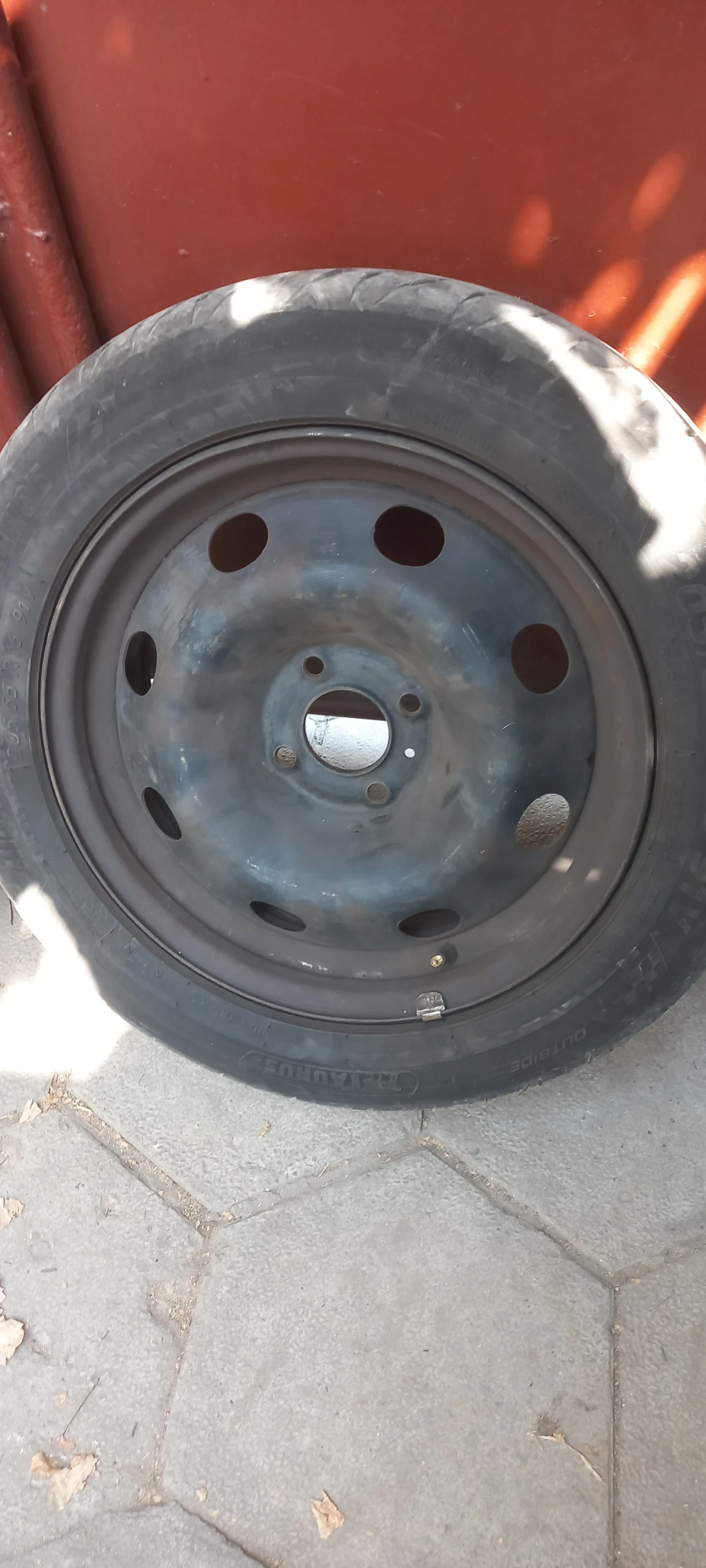Гуми с джанти Други 205/55R16, снимка 7 - Гуми и джанти - 52880459