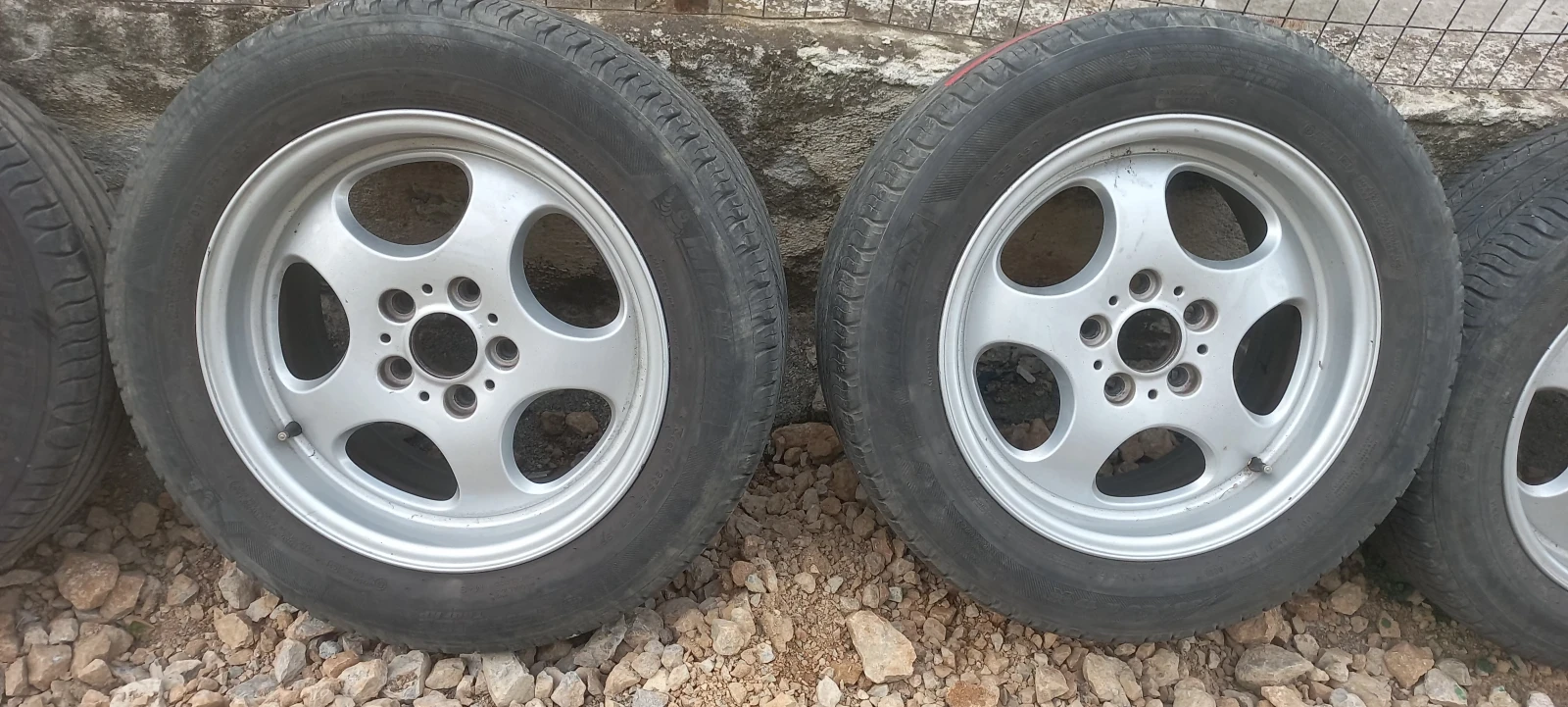 Гуми с джанти Michelin 235/55R17, снимка 9 - Гуми и джанти - 52880459
