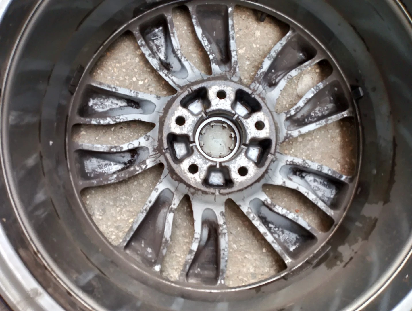    225/45R18  Kia Optima | Mobile.bg   17