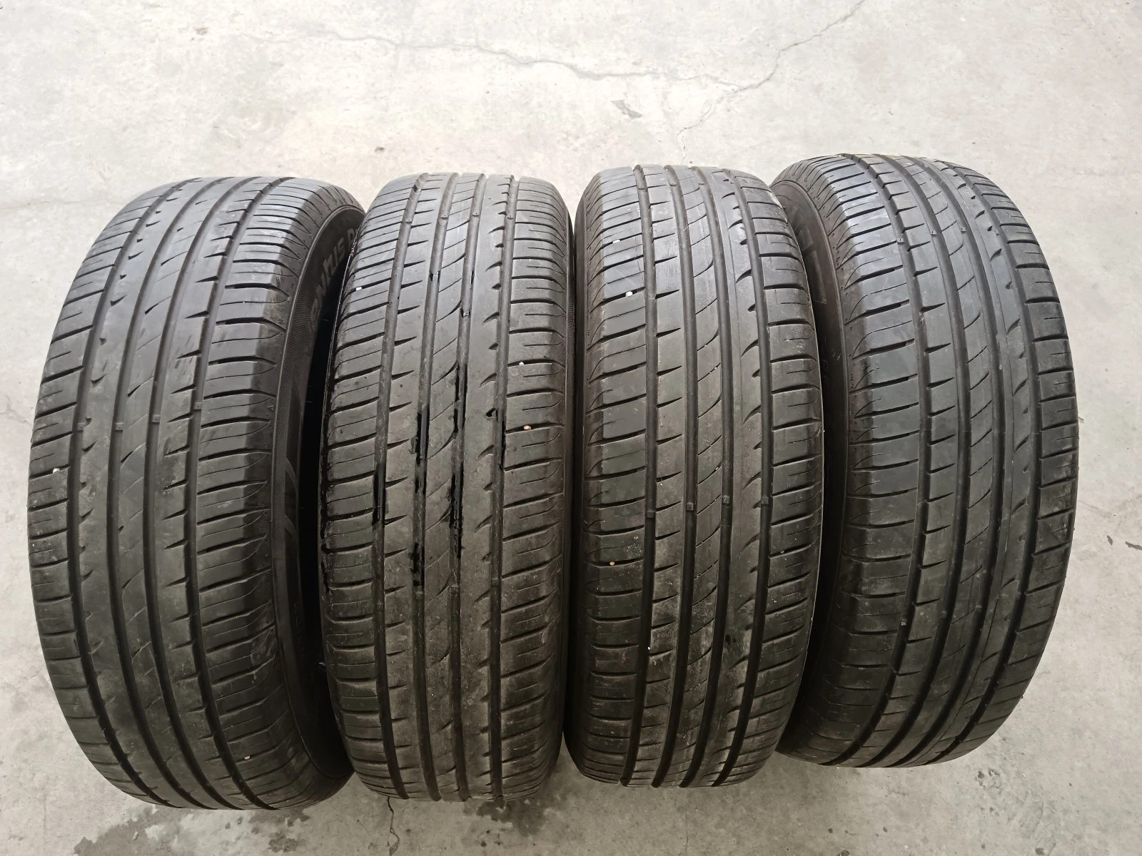 Гуми Летни 215/70R16