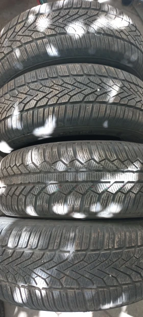 Гуми Зимни 215/65R16, снимка 8 - Гуми и джанти - 47556446