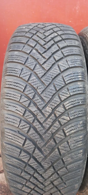 Гуми Зимни 215/60R16, снимка 8 - Гуми и джанти - 49205980