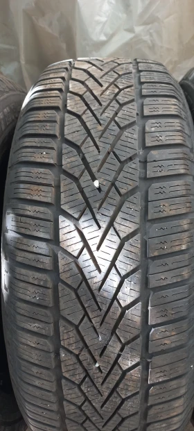 Гуми Зимни 215/65R16, снимка 12 - Гуми и джанти - 47556446