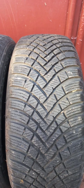 Гуми Зимни 215/60R16, снимка 5 - Гуми и джанти - 49205980