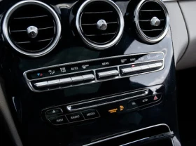 Mercedes-Benz C 400 AMG* PACK* 4MATIC* BURMESTER* КАМЕРА* КЕЙЛЕС* , снимка 9