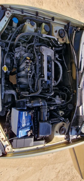 Toyota Avensis 1.6i 110 , снимка 7