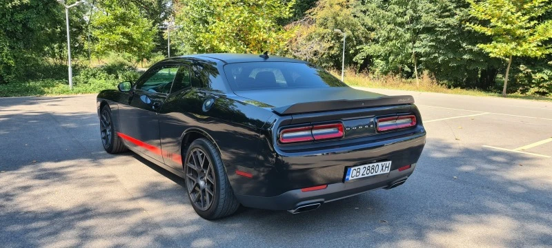 Dodge Challenger T/A, снимка 7 - Автомобили и джипове - 47346521