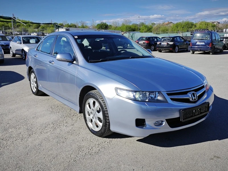 Honda Accord 2.0i AUTOM Facelift, снимка 7 - Автомобили и джипове - 45128733