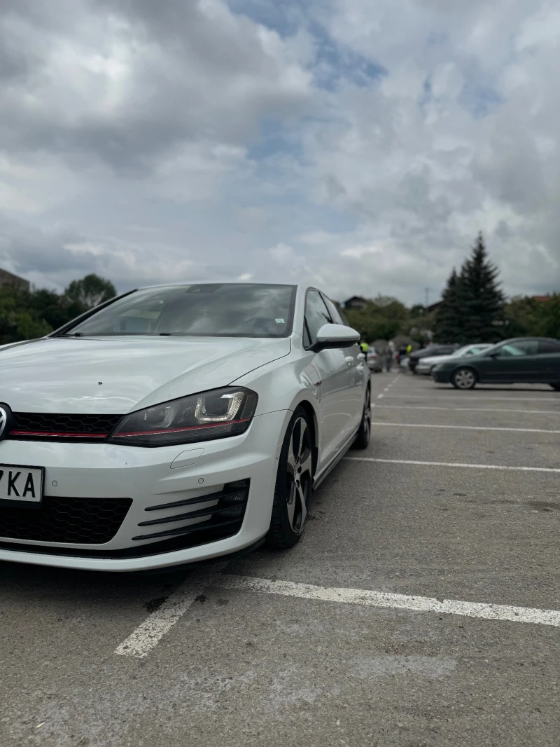 VW Golf GTI, снимка 2 - Автомобили и джипове - 45881291