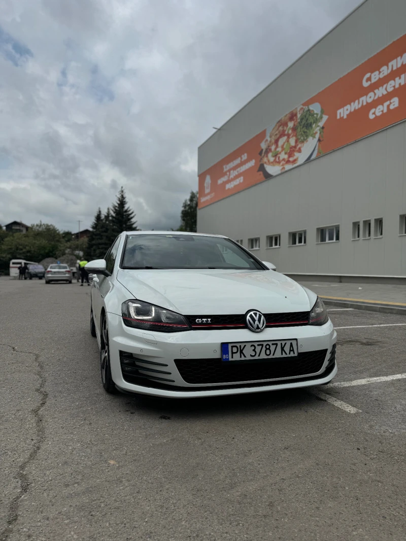 VW Golf GTI, снимка 1 - Автомобили и джипове - 45881291