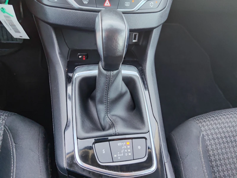 Peugeot 308 1.6 HDi Германия , снимка 10 - Автомобили и джипове - 47894450