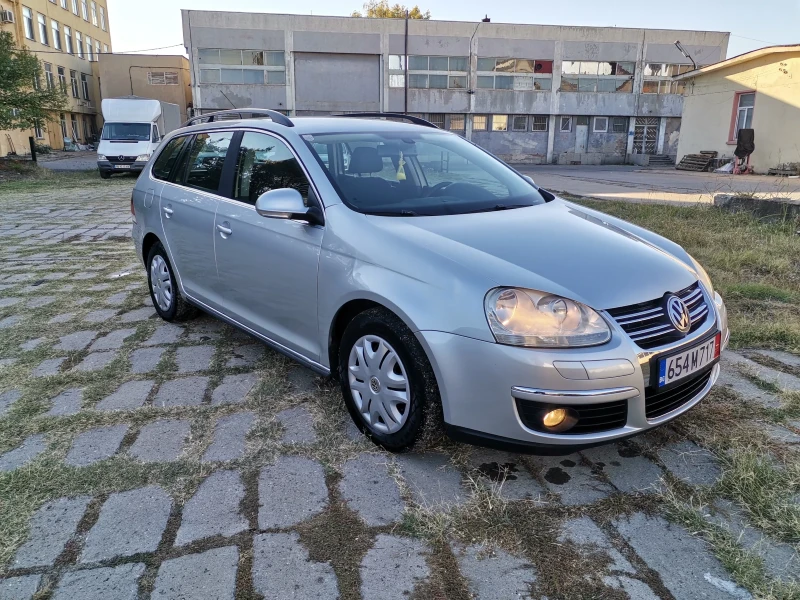 VW Golf 1.9 дизел, снимка 2 - Автомобили и джипове - 47949632