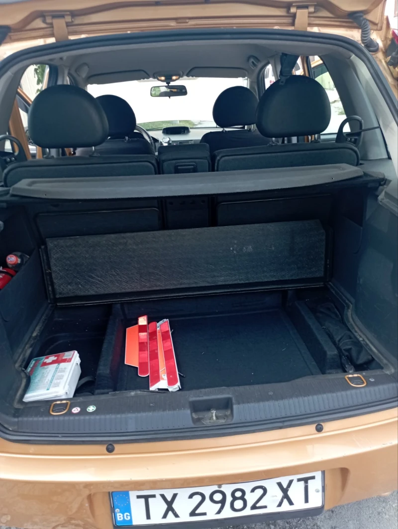 Opel Meriva 1.7D, снимка 13 - Автомобили и джипове - 52242733