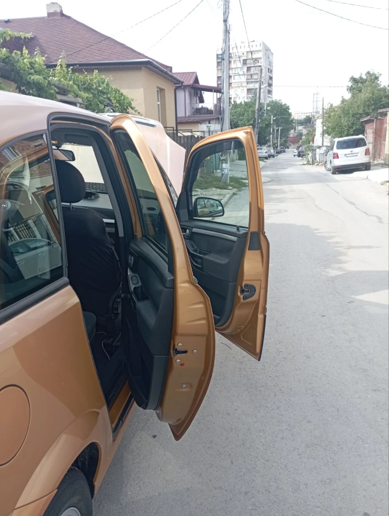 Opel Meriva 1.7D, снимка 14 - Автомобили и джипове - 52242733