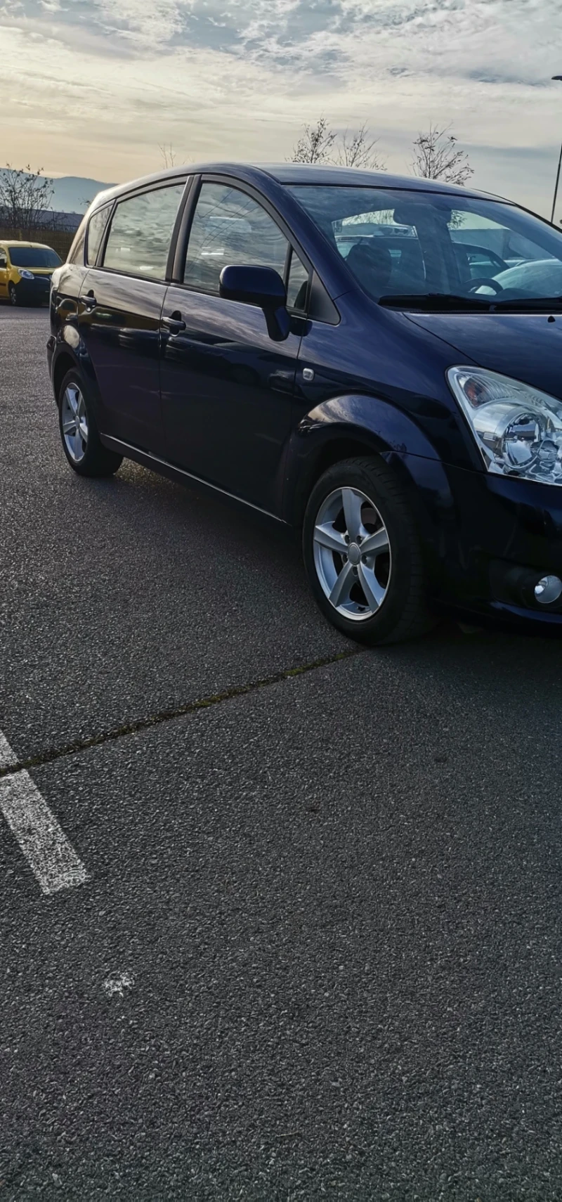 Toyota Corolla verso 1.8 vvti - фейслифт, снимка 2 - Автомобили и джипове - 52802109