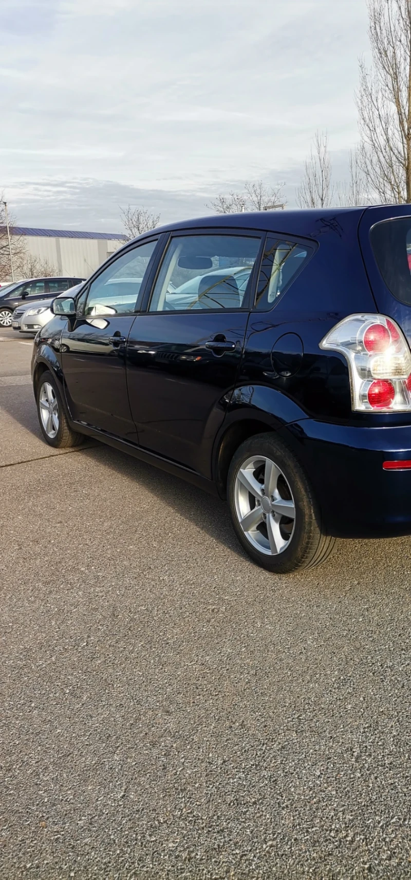 Toyota Corolla verso 1.8 vvti - фейслифт, снимка 4 - Автомобили и джипове - 52802109