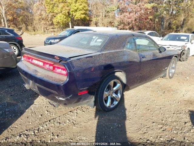 Dodge Challenger 5.7L R/T PLUS, снимка 2 - Автомобили и джипове - 48111546