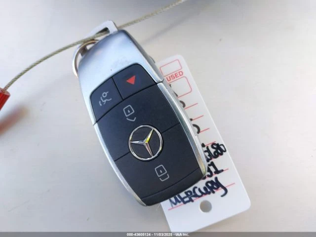 Mercedes-Benz C 300 4MATIC ПОДГРЕВ* KEYLESS* CARPLAY* CAM* BLINDSPOT*  - изображение 10