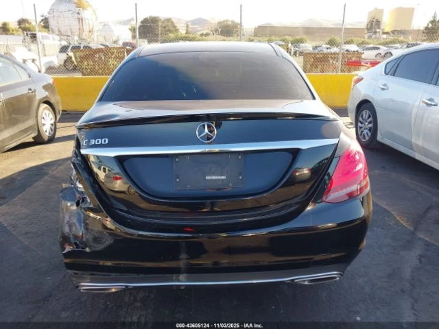 Mercedes-Benz C 300 4MATIC ПОДГРЕВ* KEYLESS* CARPLAY* CAM* BLINDSPOT* , снимка 15 - Автомобили и джипове - 52723395