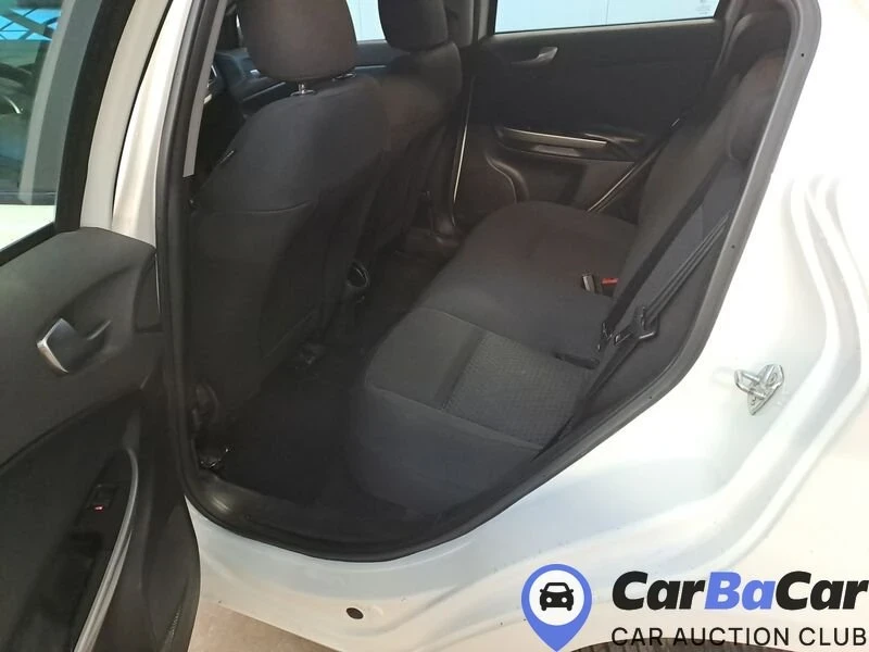 Alfa Romeo Giulietta 1.6JTD Очакван Внос!!!, снимка 13 - Автомобили и джипове - 53276917