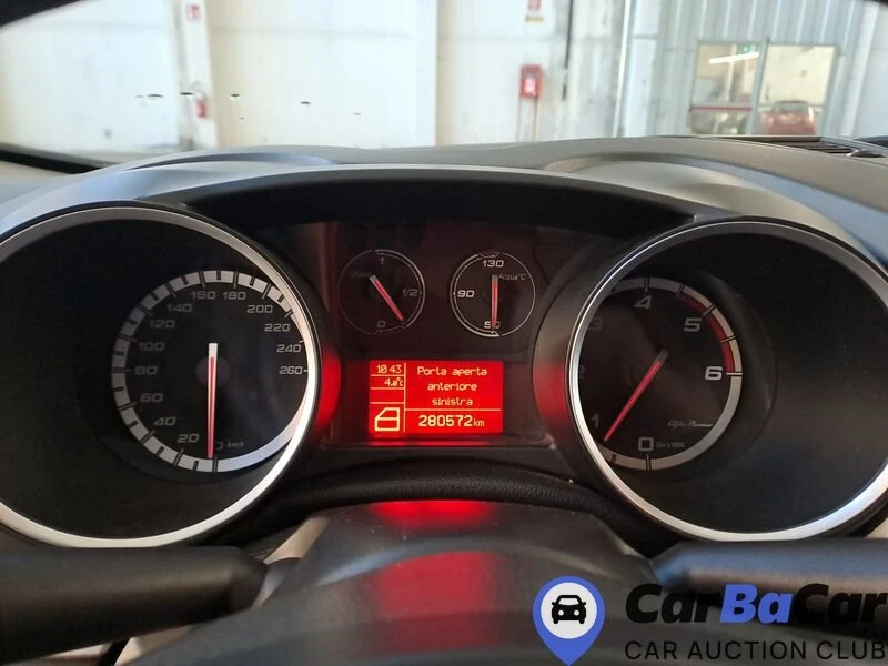 Alfa Romeo Giulietta 1.6JTD Очакван Внос!!!, снимка 16 - Автомобили и джипове - 53276917