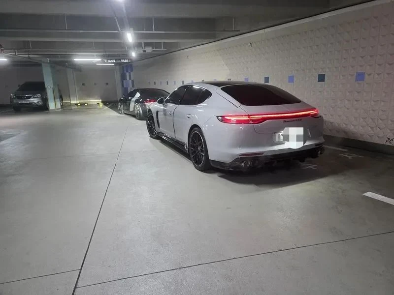 Porsche Panamera, снимка 5 - Автомобили и джипове - 56690385