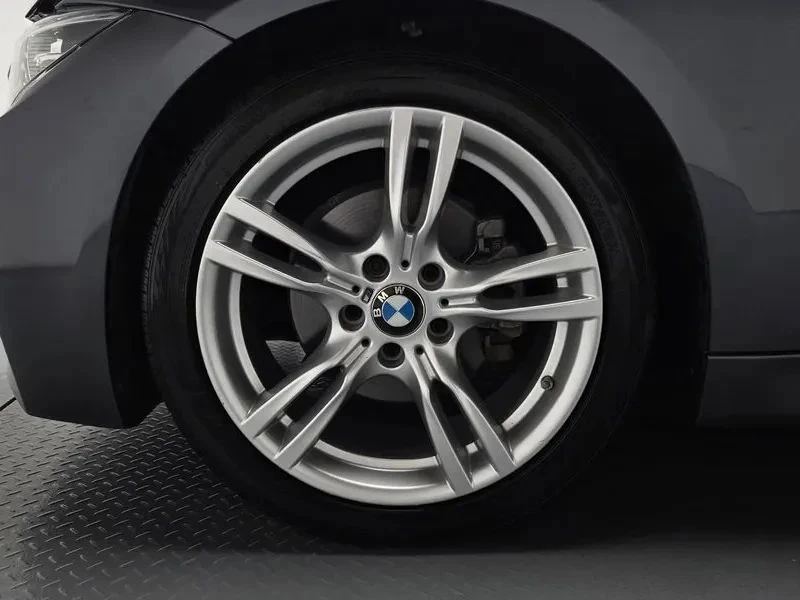 BMW 330, снимка 4 - Автомобили и джипове - 56711783