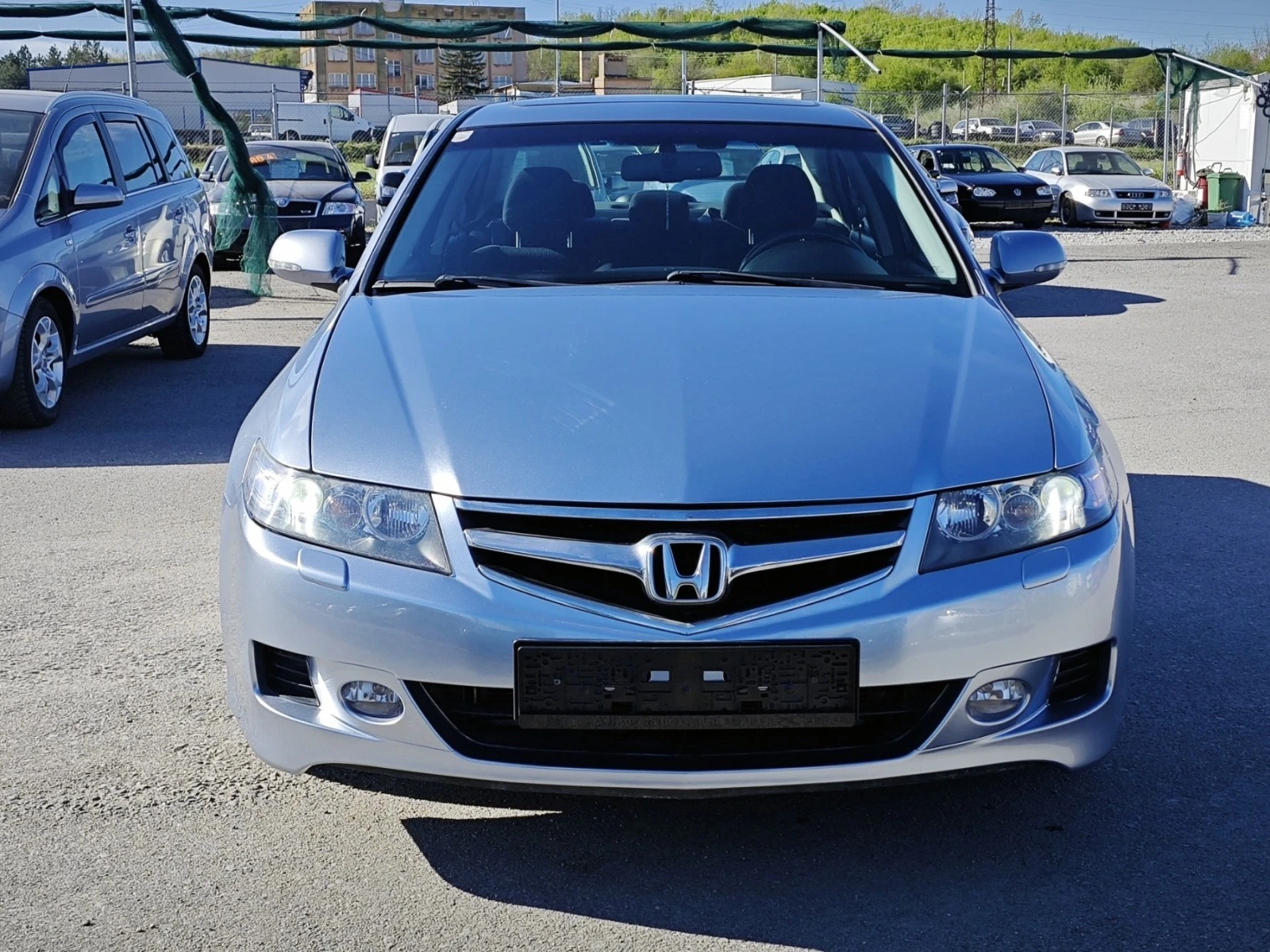 Honda Accord 2.0i AUTOM Facelift - изображение 8