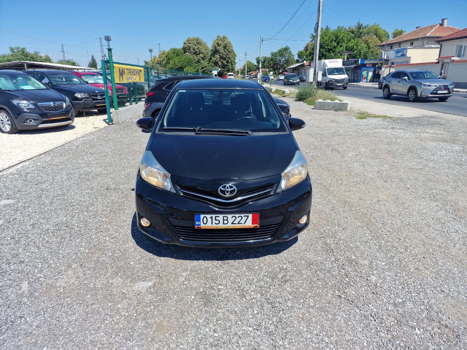 Toyota Yaris 1.4-KAMERA-TOPP - изображение 2