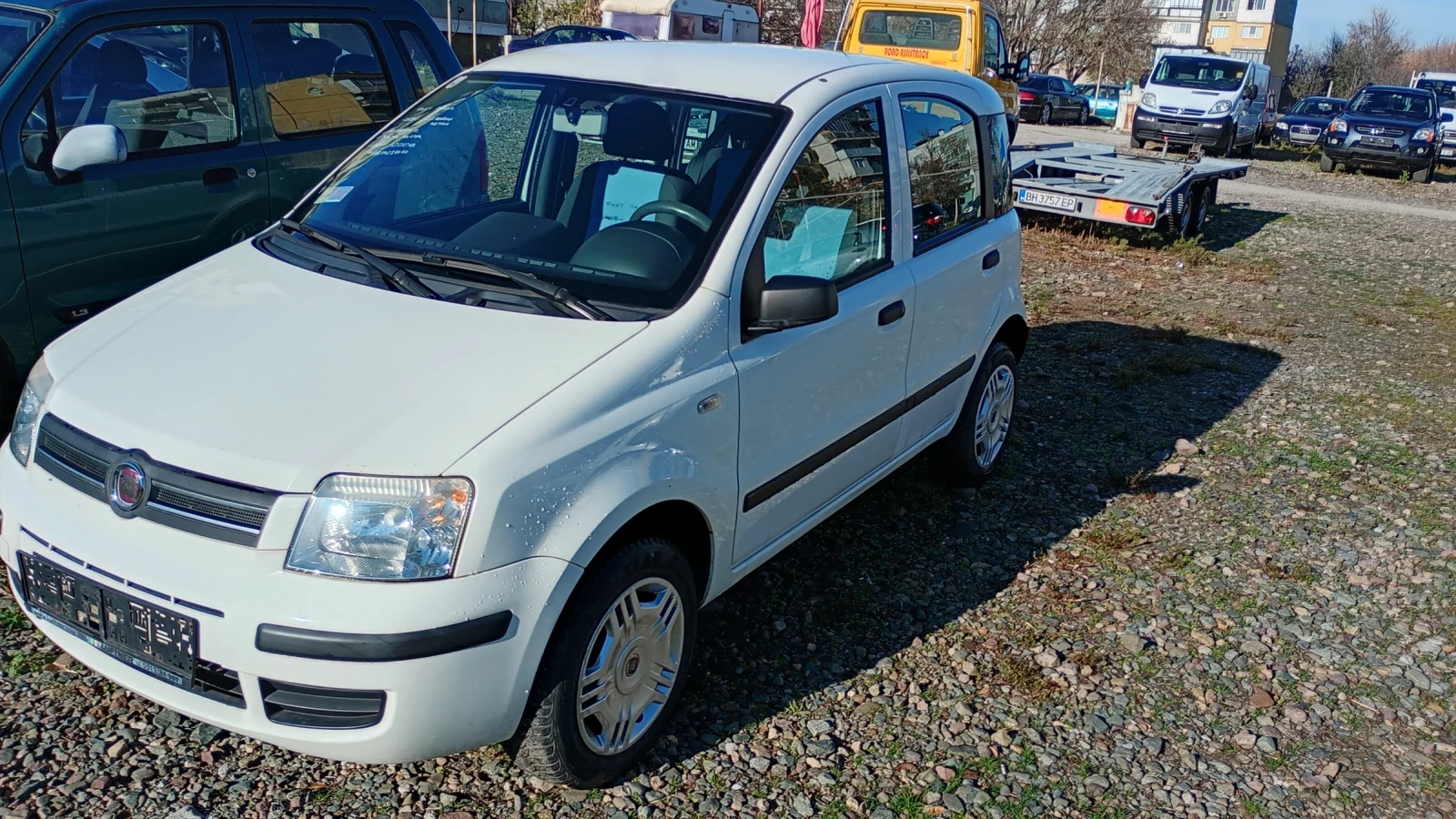 Fiat Panda Лек автомобил  - изображение 6