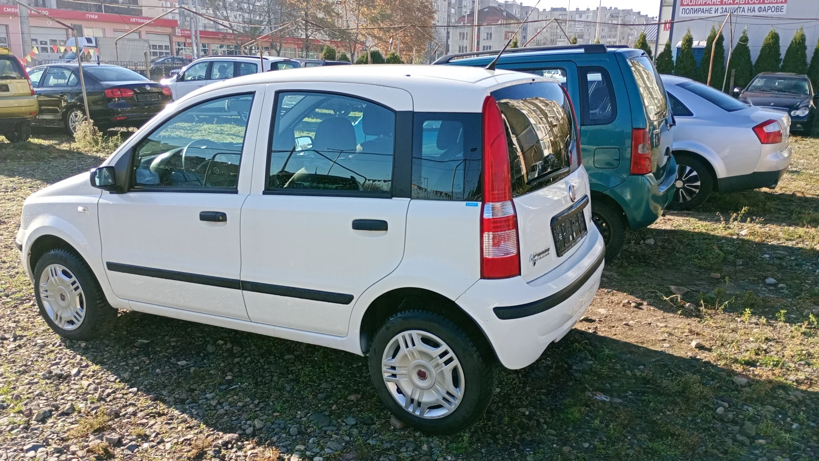 Fiat Panda Лек автомобил  - изображение 7