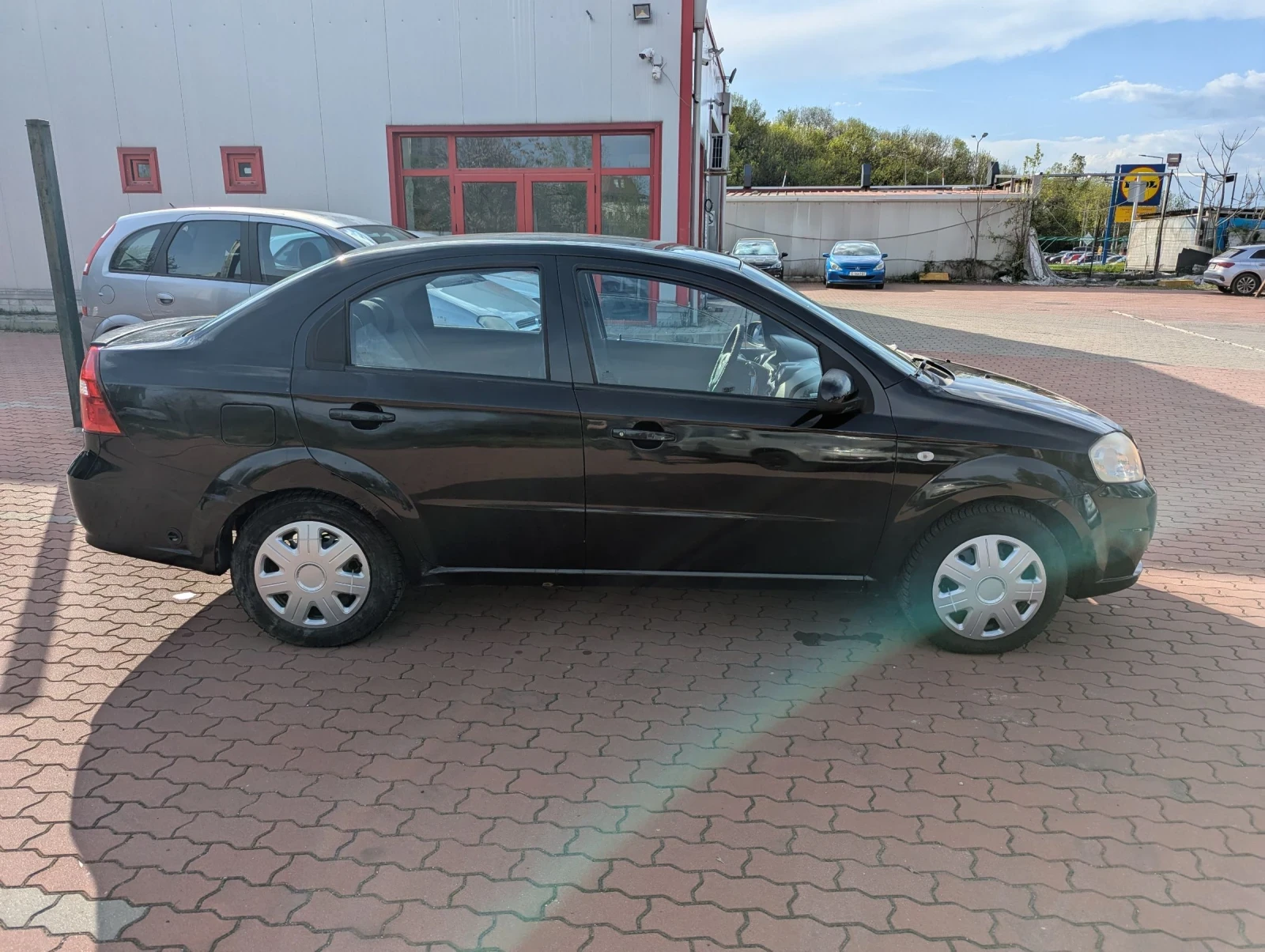 Chevrolet Aveo  - изображение 10