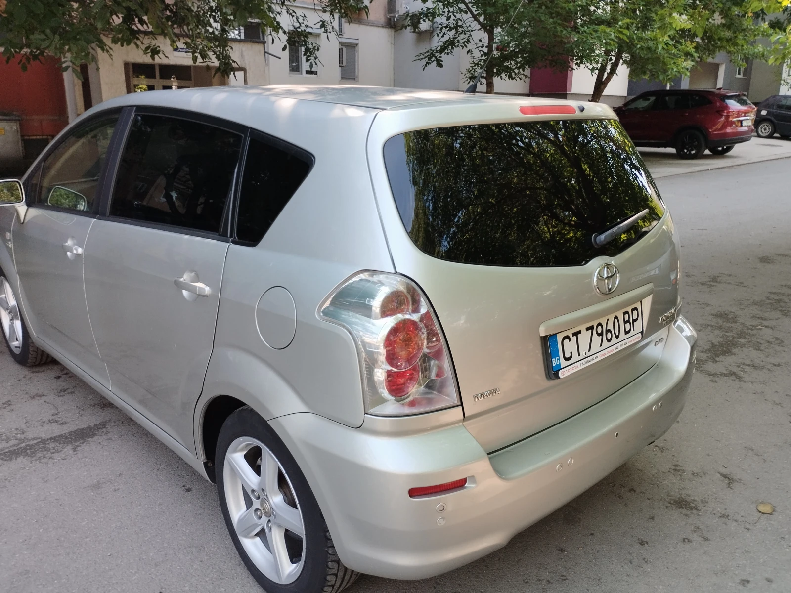 Toyota Corolla verso  - изображение 2