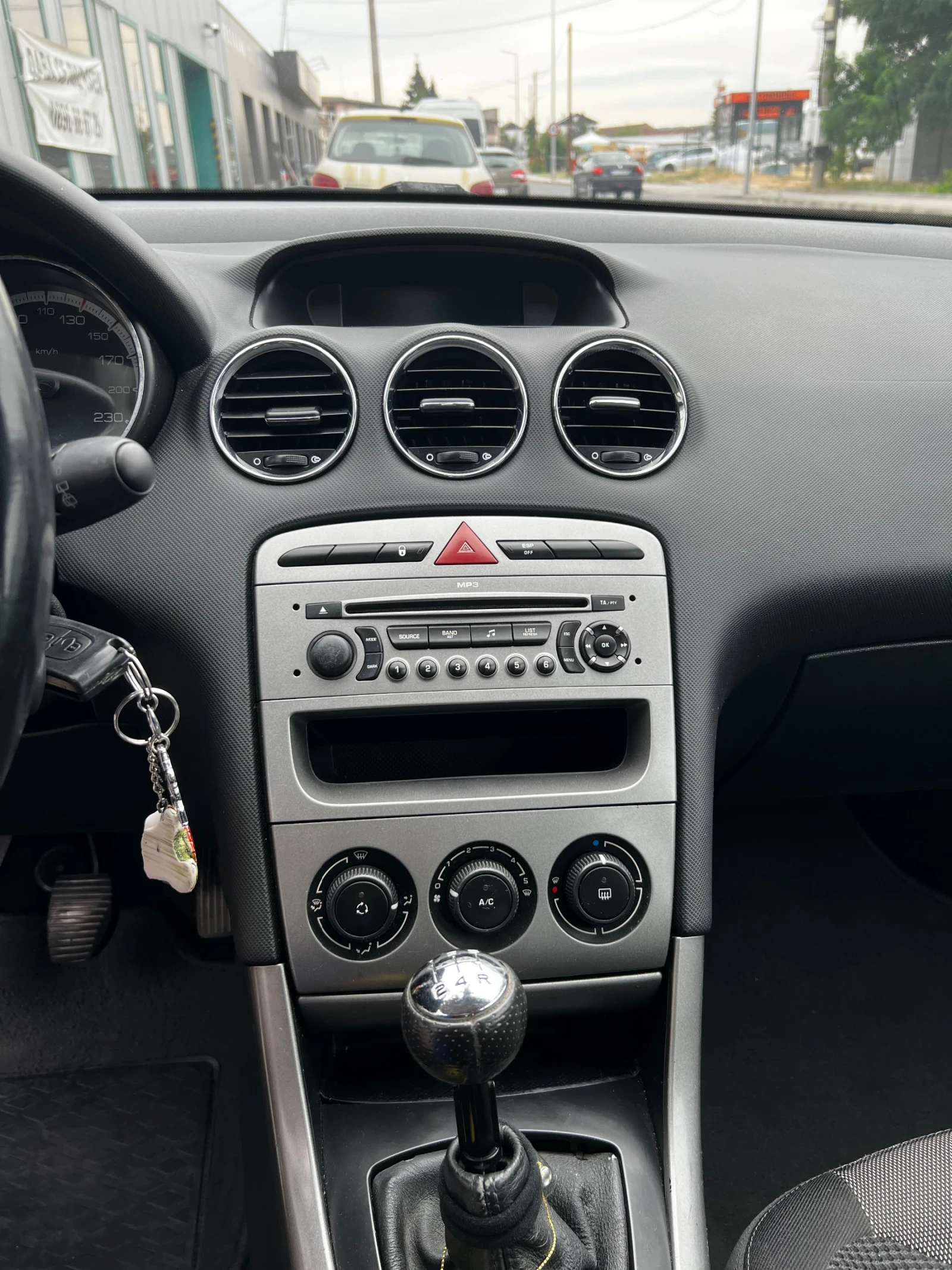 Peugeot 308  - изображение 6