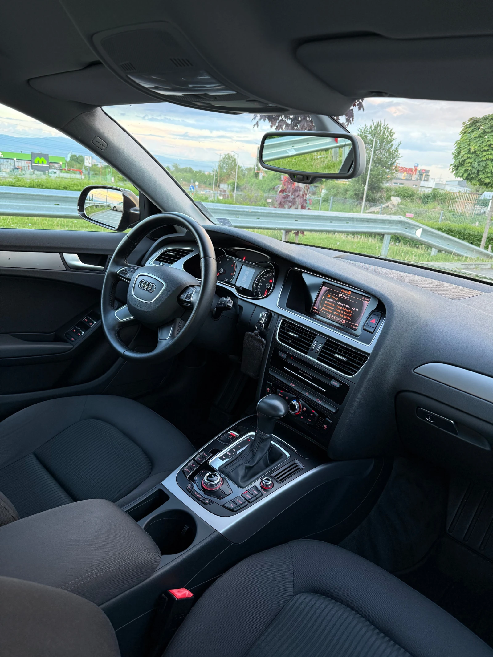 Audi A4 | Mobile.bg   11